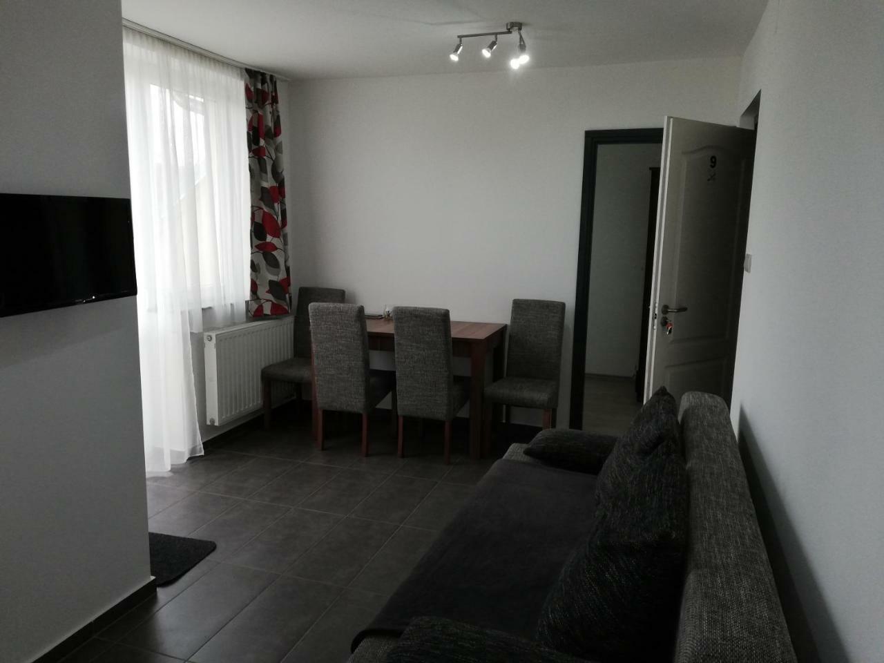 Apartman 25 Шопрон Экстерьер фото