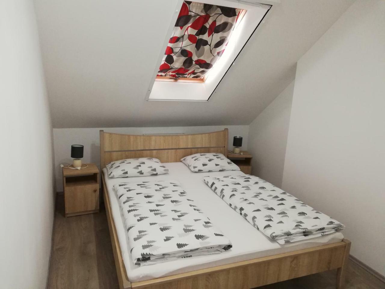 Apartman 25 Шопрон Экстерьер фото