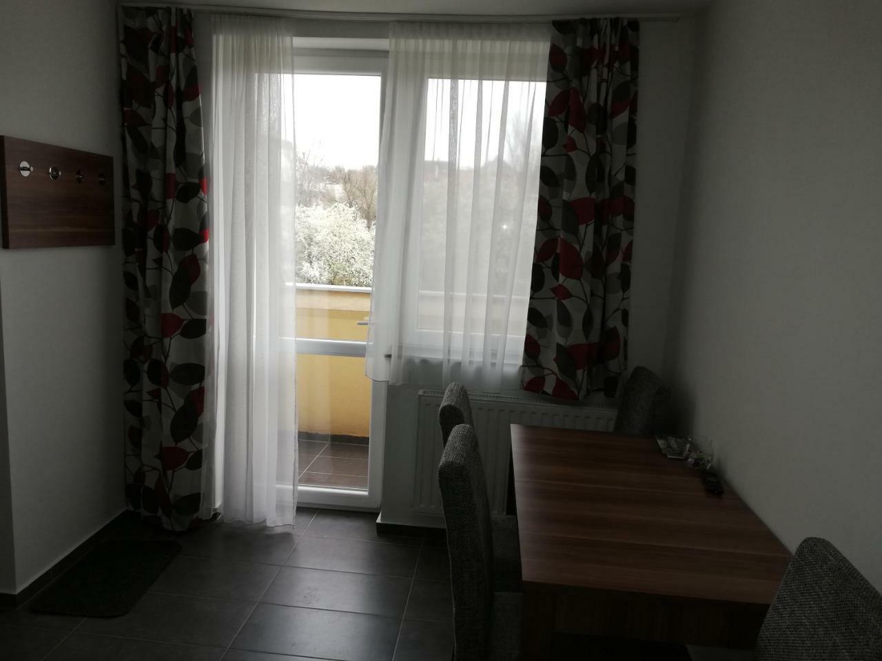 Apartman 25 Шопрон Экстерьер фото